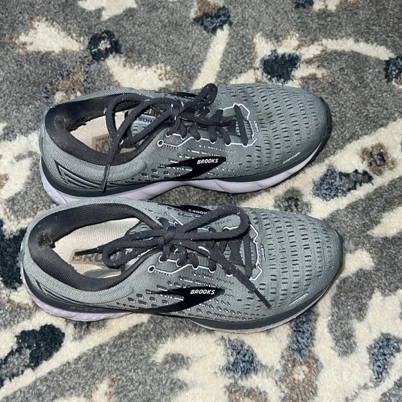 Brooks Ghost 13 size 7 womens - Picture 2 of 5